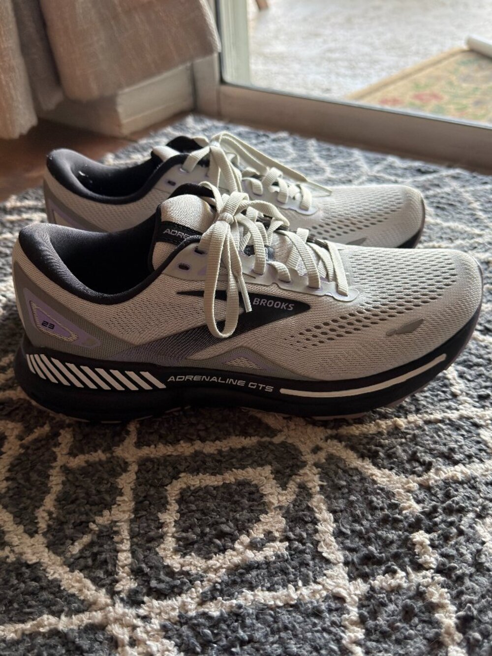 Brooks Adrenaline GTS 23 Womens Running Shoe - Size 9